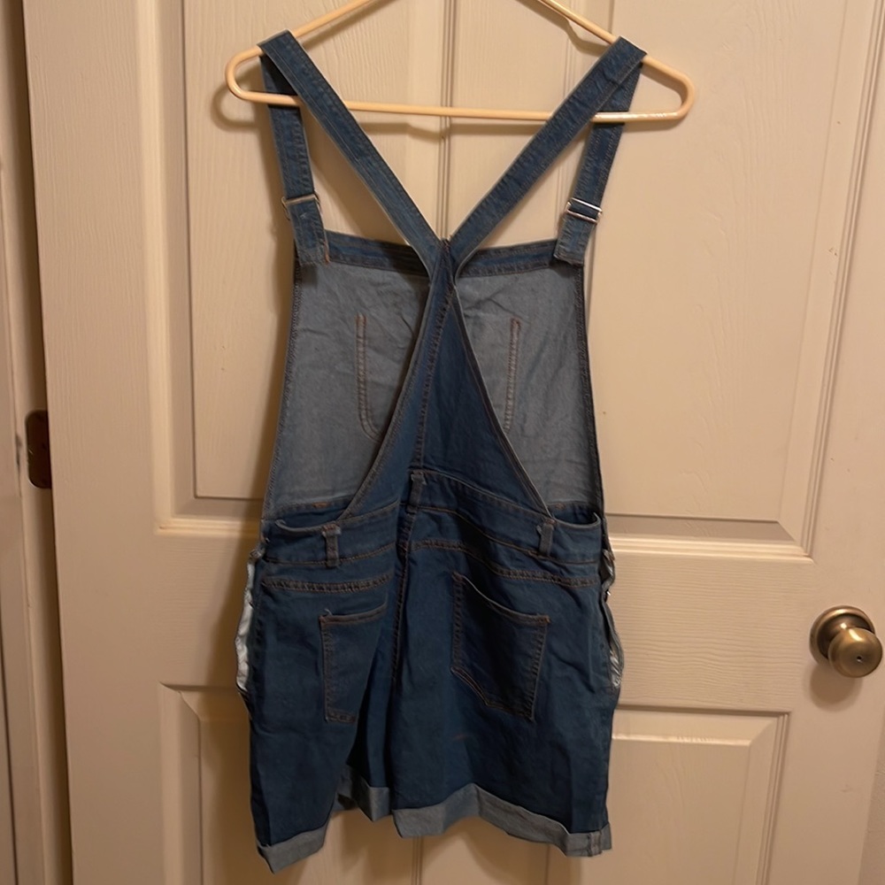Short Overalls - Picture 2 of 3